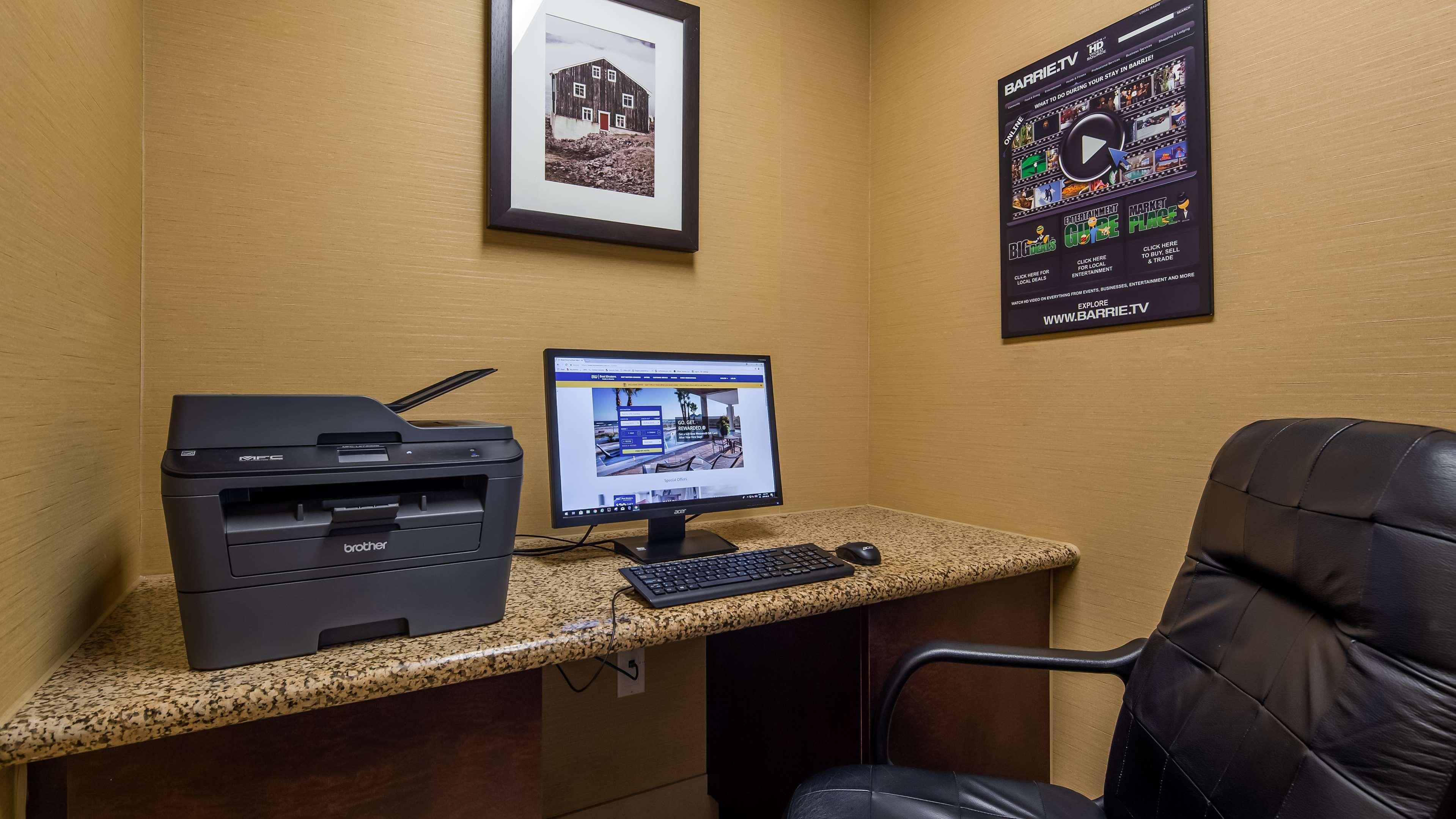 Best Western Plus Barrie Bagian luar foto