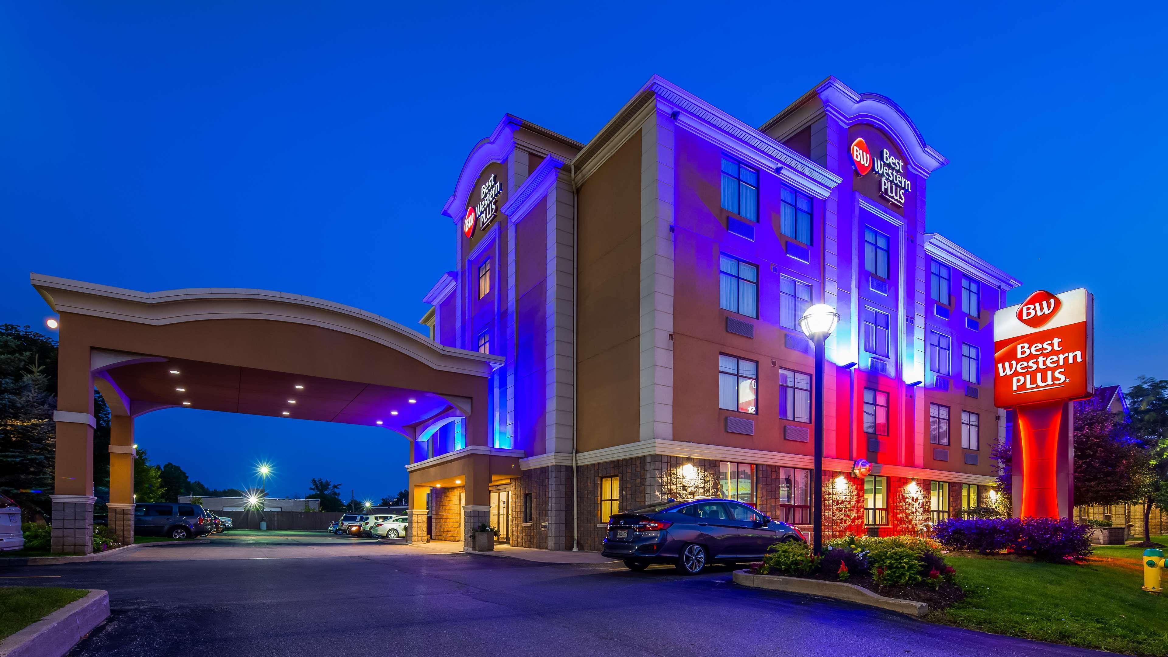 Best Western Plus Barrie Bagian luar foto