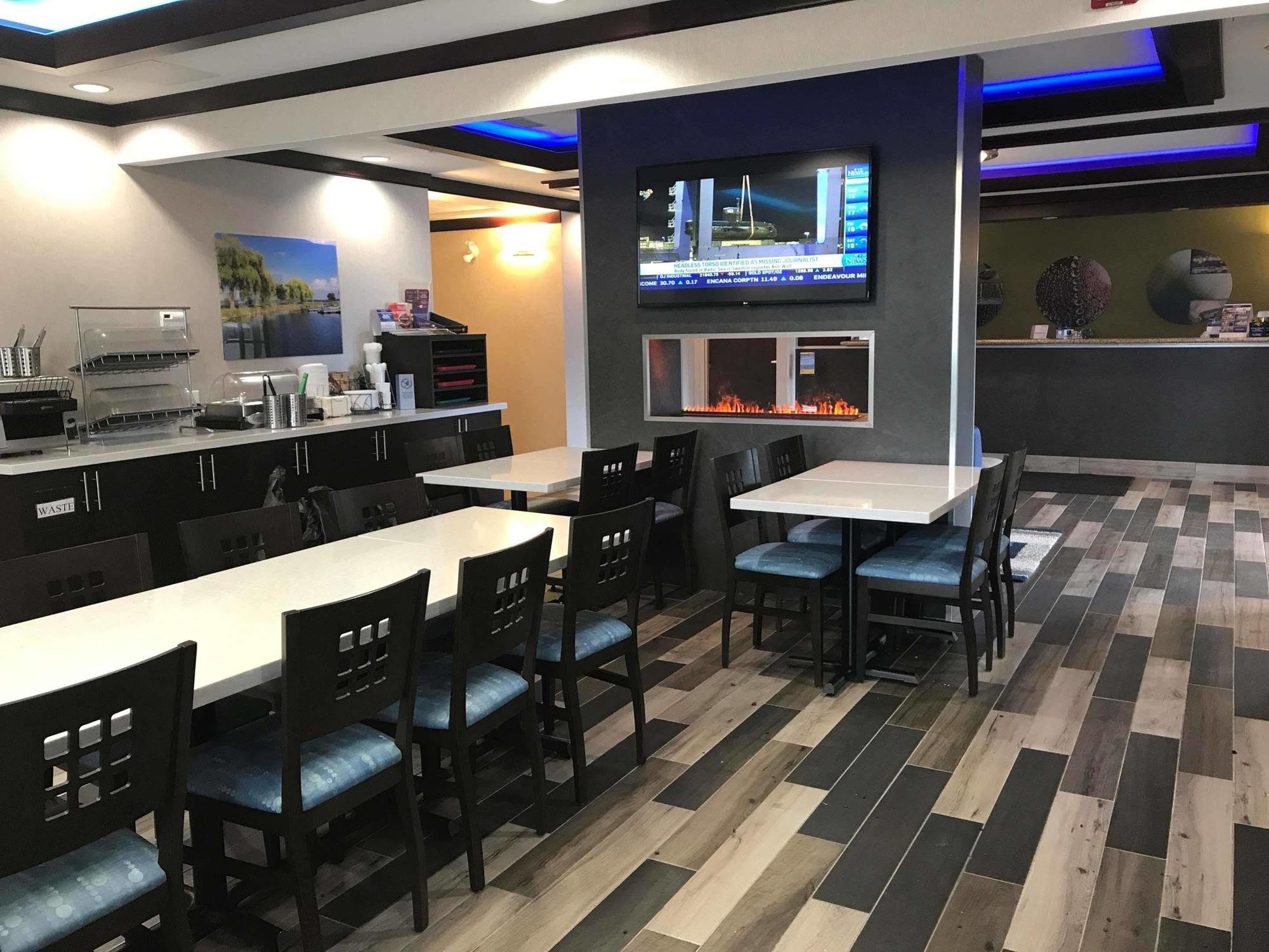 Best Western Plus Barrie Bagian luar foto