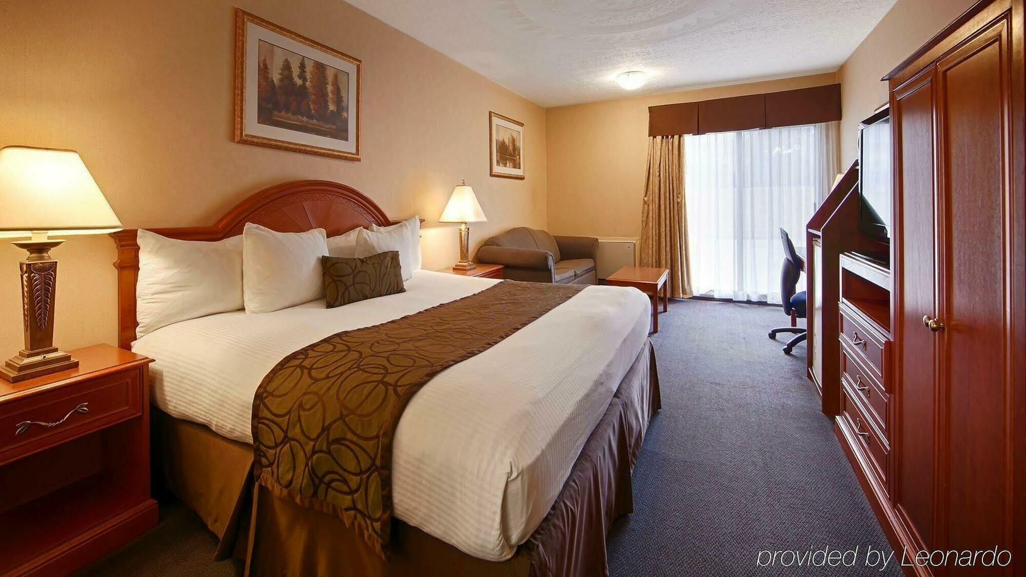 Best Western Plus Barrie Bagian luar foto